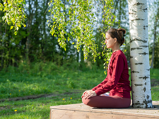 Корневой замок (мула-бандха) в йоге: секреты правильного выполнения