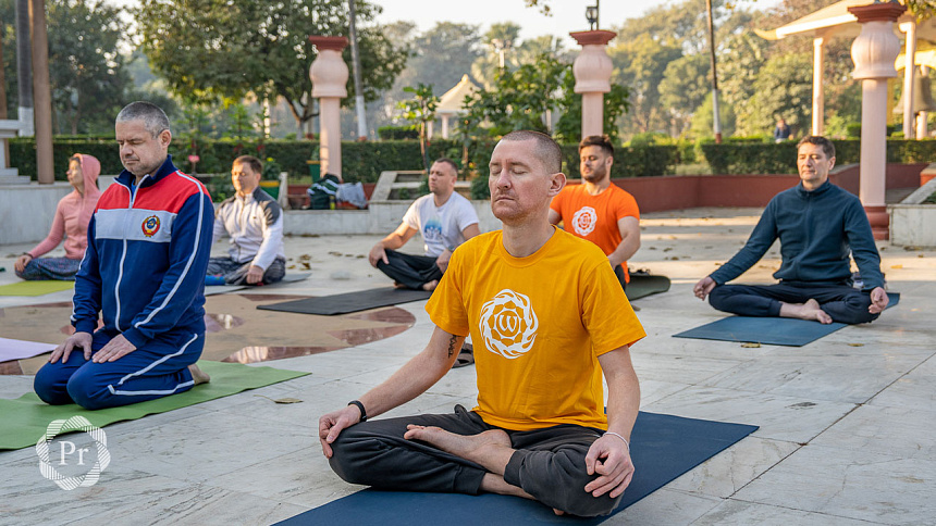 медитация в Индии