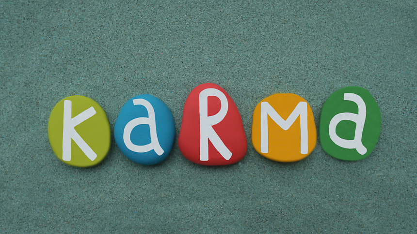 карма надпись фото